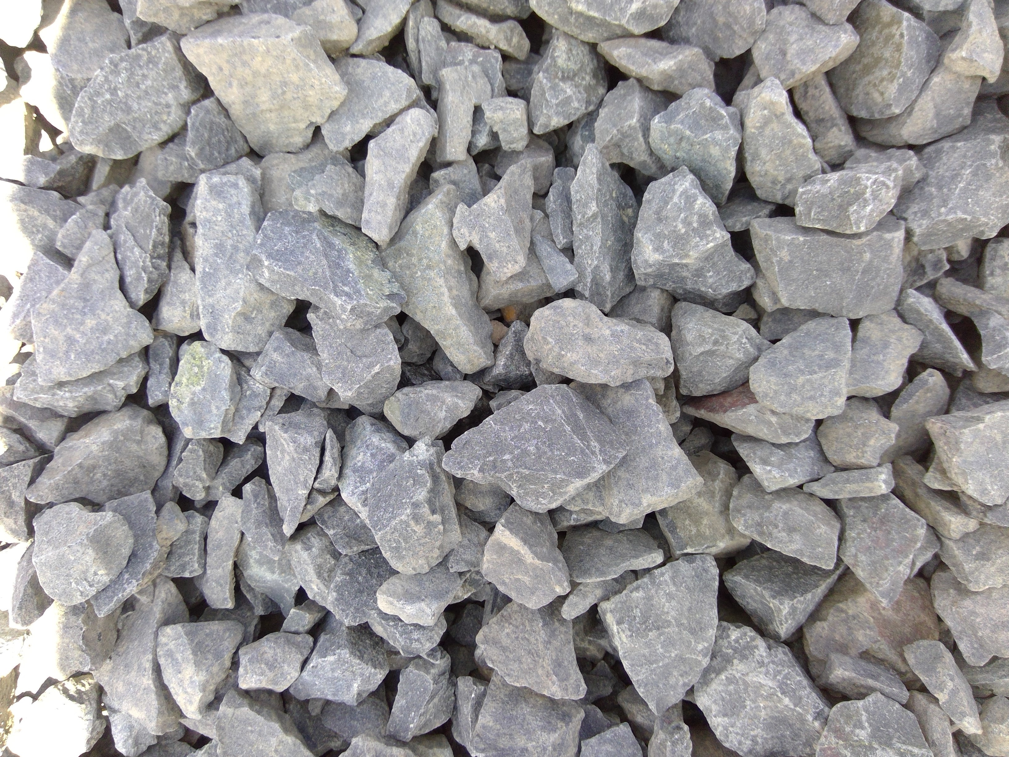 Gunmetal Granite 1.5″